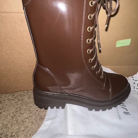 Brown Lace-Up Women's Boots - Picture 1 of 1
